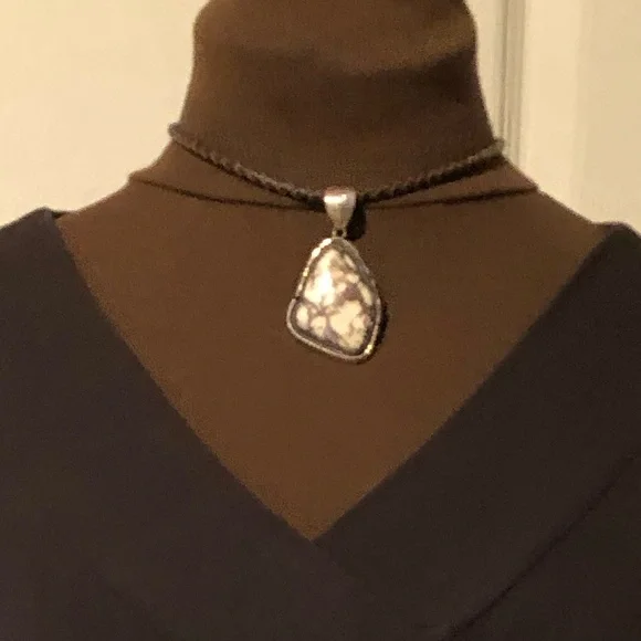 Wild Horse Cabochon Pendant and Earrings set in Sterling Silver. Artisan LE - Picture 1 of 12